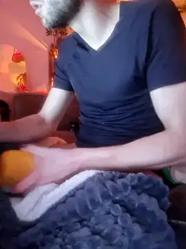 Snapshot of Squirtproff@xh chatting on February 9, 2026, 1:53 am Squirtproffxh online show from February 9, 2026, 1:53 am