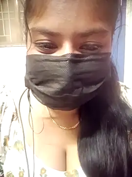 Reshma-Rani online show from November 17, 2025, 6:57 pm