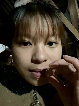 Snapshot of Mai_bb chatting on November 9, 2025, 1:37 am Mai bb online show from November 9, 2025, 1:37 am