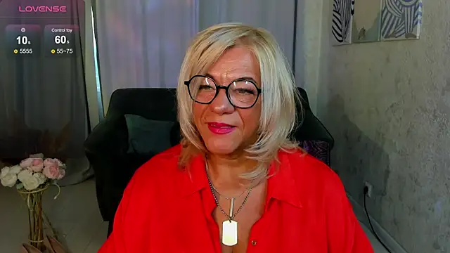 AnittaHarris online show from October 15, 2025, 1:06 am