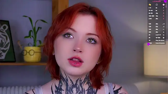 MarnaHarbor online show from October 20, 2025, 1:44 pm