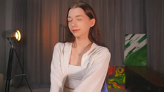 RoxieBolich online show from October 2, 2025, 1:40 pm