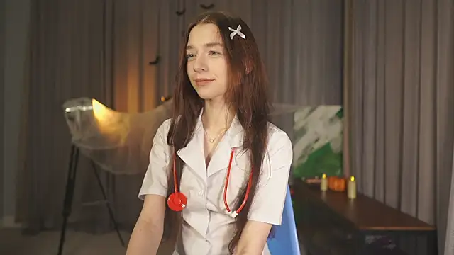 RoxieBolich online show from October 31, 2025, 2:07 pm