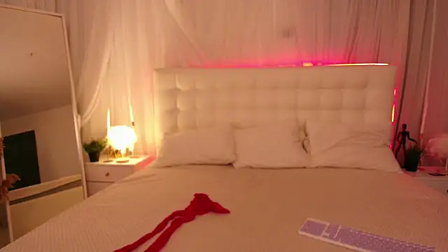 Lilit 1Love online show from September 30, 2025, 5:07 pm