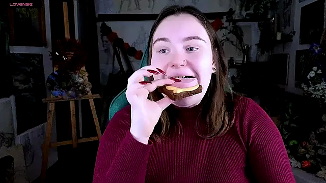 KatrinClark online show from November 8, 2025, 4:29 pm