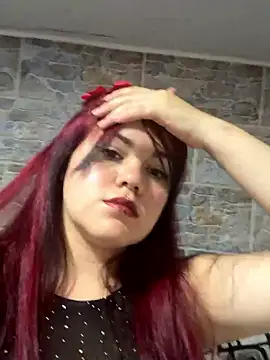 Snapshot of sofia_glow chatting on October 8, 2025, 7:22 pm sofia glow online show from October 8, 2025, 7:22 pm