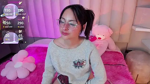 Annie  2 online show from December 23, 2025, 3:04 am