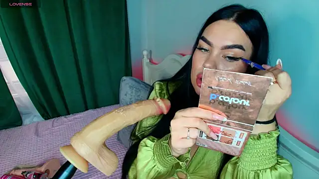 Snapshot of katerine_Monroe chatting on October 12, 2025, 2:16 pm katerine Monroe online show from October 12, 2025, 2:16 pm