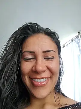 Snapshot of KittyHoleshot87 chatting on May 28, 2026, 4:48 pm KittyHoleshot87 online show from May 28, 2026, 4:48 pm