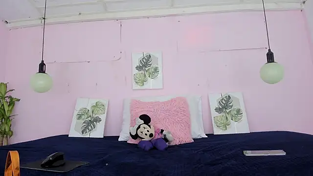 Lady rossee online show from November 5, 2025, 7:58 pm