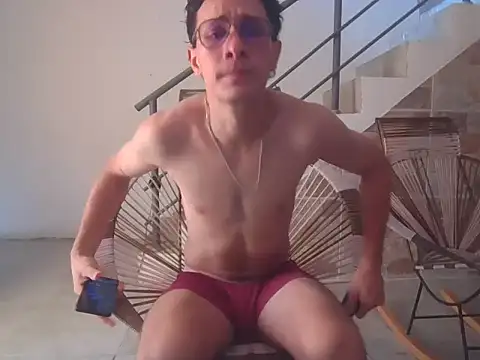 niko  005 online show from May 12, 2026, 8:17 pm
