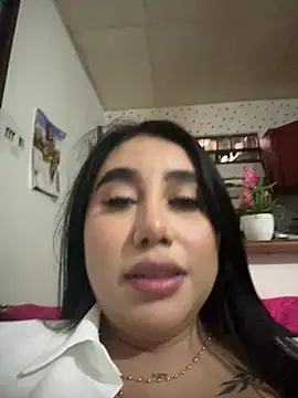Sophie Dreamss online show from May 31, 2026, 7:37 pm