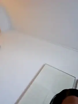 trickyOne online show from October 10, 2025, 3:33 pm