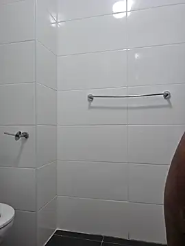 trickyOne online show from November 2, 2025, 5:37 pm