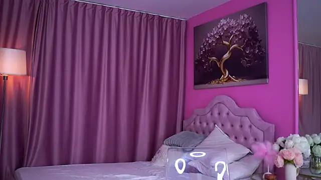 AishaaDevoe online show from February 25, 2026, 7:34 pm