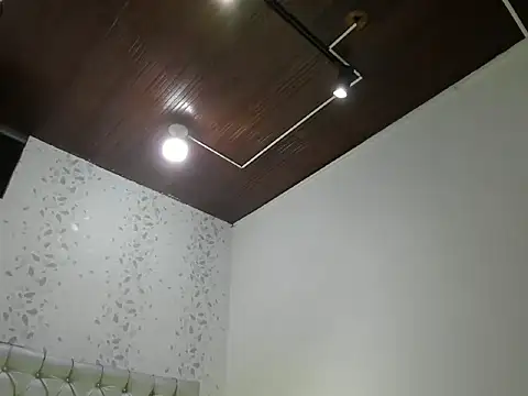 michelle perla online show from October 14, 2025, 6:31 pm