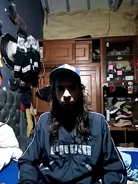 hairy mannn online show from November 26, 2025, 6:25 am