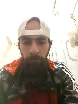 hairy mannn online show from April 28, 2026, 6:24 pm