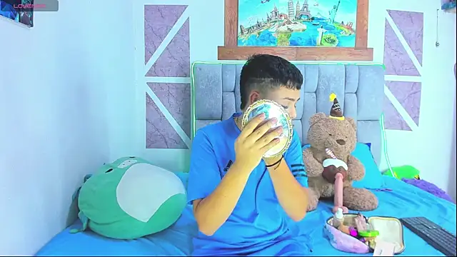 christopher Hot online show from February 26, 2026, 5:23 pm