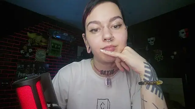 Snapshot of MessalinaOfficial chatting on September 17, 2025, 9:38 pm MessalinaOfficial online show from September 17, 2025, 9:38 pm