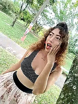 roxyrougee online show from December 21, 2025, 5:42 pm