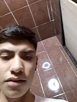 Snapshot of aispuro8505 chatting on November 12, 2025, 5:46 pm aispuro8505 online show from November 12, 2025, 5:46 pm