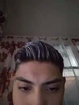 aispuro8505 online show from January 13, 2026, 5:24 am