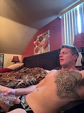 DILFiGuess11 online show from February 11, 2026, 7:08 pm