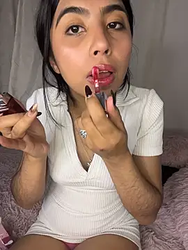 DianeSuns  online show from March 25, 2026, 4:51 am