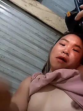 may-squirl online show from October 11, 2025, 1:16 am