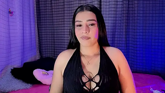 Snapshot of Kayleemorales chatting on October 20, 2025, 6:19 pm Kayleemorales online show from October 20, 2025, 6:19 pm