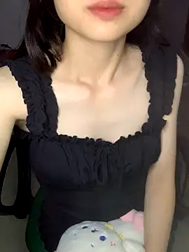  Mon 23 online show from October 7, 2025, 1:14 am