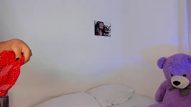 ViolettaMiller  online show from April 26, 2026, 3:15 am