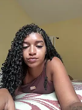 larajuli online show from March 23, 2026, 6:12 pm