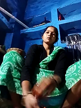 Jooli xx online show from October 12, 2025, 12:31 am