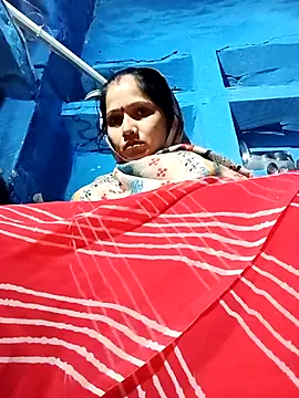 Jooli xx online show from November 21, 2025, 11:58 pm