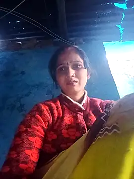 Jooli xx online show from February 12, 2026, 12:11 pm