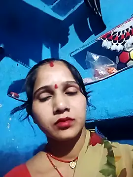 Jooli xx online show from March 22, 2026, 3:04 pm