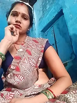 Jooli xx online show from March 30, 2026, 11:44 am