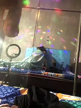 leehank01 online show from October 22, 2025, 4:29 pm