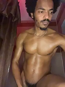 Snapshot of TRILLAHUNG chatting on October 15, 2025, 12:44 am TRILLAHUNG online show from October 15, 2025, 12:44 am