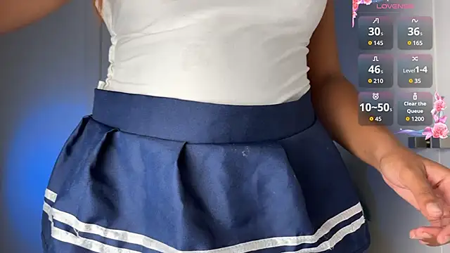 Snapshot of madsnextdoor chatting on October 19, 2025, 8:59 am madsnextdoor online show from October 19, 2025, 8:59 am