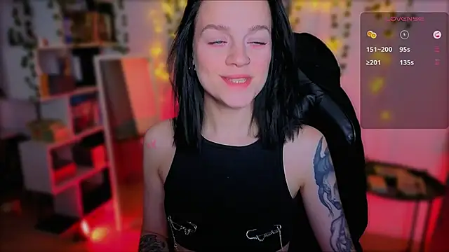 Snapshot of raspberry__girl_ chatting on September 18, 2025, 7:49 pm raspberry girl online show from September 18, 2025, 7:49 pm