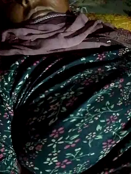 Ishwariya Hatwal online show from October 3, 2025, 2:47 pm