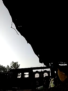 Ishwariya Hatwal online show from November 13, 2025, 2:10 am