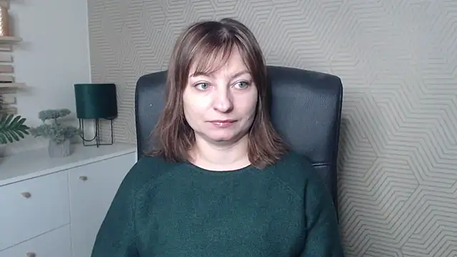 angelaSamt online show from January 13, 2026, 6:29 am