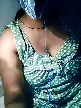 Alina-khan online show from April 21, 2026, 6:44 pm