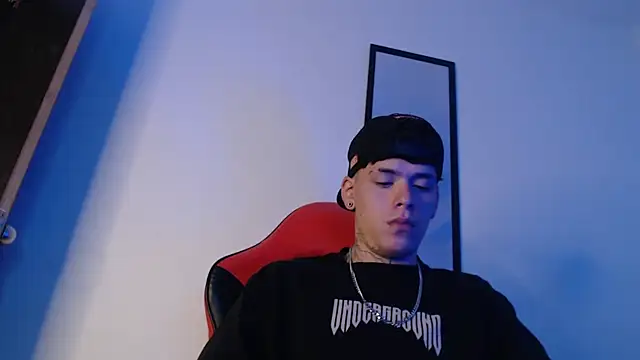 Anhonymus  online show from September 10, 2025, 4:23 am