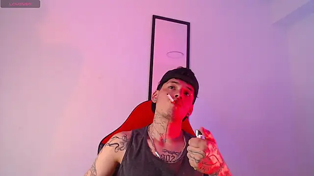 Anhonymus  online show from October 3, 2025, 12:46 pm