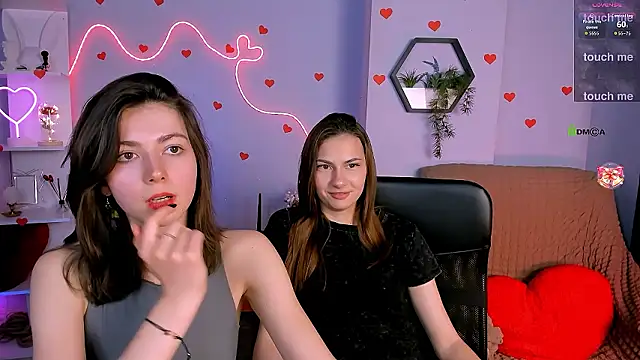 kitniss dreamy online show from February 10, 2026, 3:27 pm